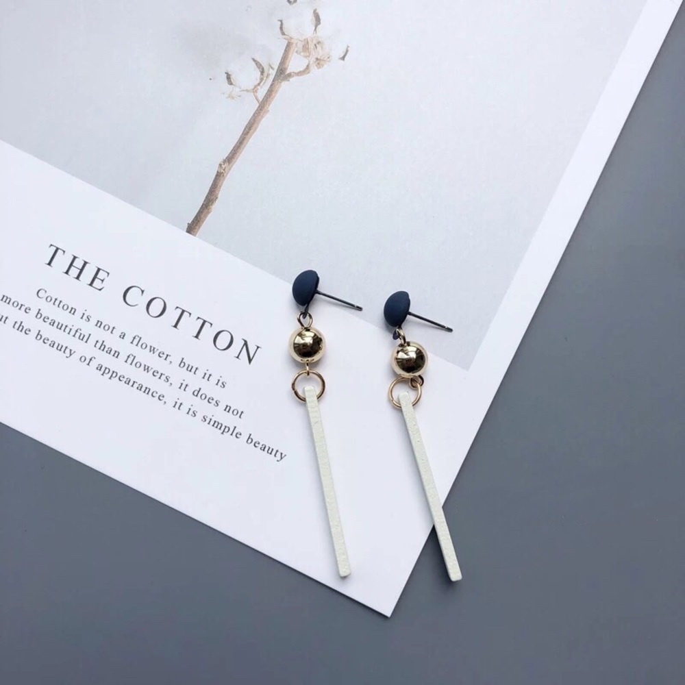 Drop earrings